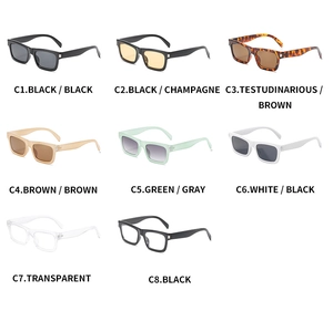 Grille montrant des lunettes de soleil carrées en huit couleurs avec charnière métal