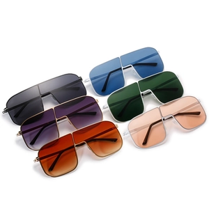 Occhiali da sole quadrati oversize in metallo da donna in sei lenti sfumate colorate