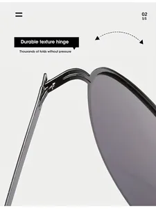 Détail de la charnière en métal noir durable pour lunettes de soleil sans monture