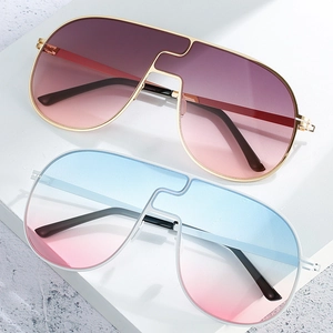 Lunettes de soleil aviateur oversize sans monture avec verres dégradés pour femme
