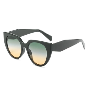 Oversized Cat Eye Sunglasses PC Frame UV400 Protection Retro Trendy Fashion Eyewear For Women Men