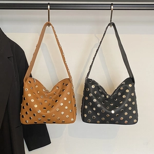 Rivet Underarm Shoulder Bag Women PU Leather Punk Street Fashion Motorcycle Handbag Zipper Closure