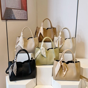 Women Handbag And Pouch PU Leather Lychee Pattern Crossbody Bag With Satin Scarf Large Capacity Minimalist Urban Fashion Versatile Tote