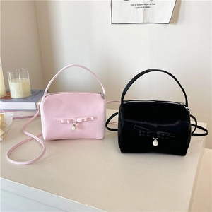 Damen Umhängetasche PU Leder Elegante Schleife Künstliche Perlenanhänger Modische Handtasche Für Den Täglichen Gebrauch