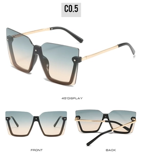 Mehrwinkelansicht der quadratischen Halbrand-Sonnenbrille mit Goldbügeln und Verlaufsglas