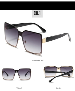 Vues détaillées sous plusieurs angles de lunettes de soleil carrées avec dégradé violet