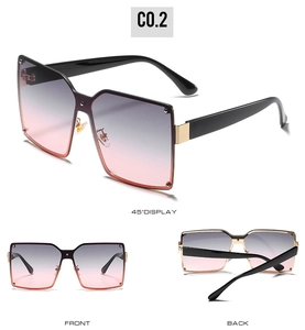Détails de lunettes de soleil carrées avec verres dégradés roses et rivets métalliques