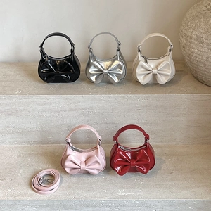 Mini Handtasche Mit Großer Schleife Glänzendes PU Leder Umhängetasche Für Damen Süßer Stil Metallic Finish Schultertasche