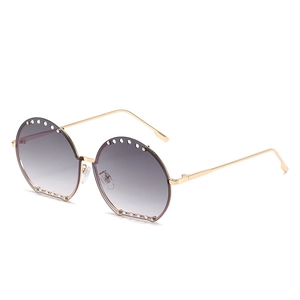 Lunettes De Soleil Rondes Femmes Strass Monture Métal UV400 Verres Dégradés Mode Défilé