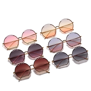 Lot de 6 lunettes de soleil rondes demi-cerclées avec strass et verres dégradés