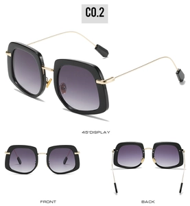 Vue multi-angles de lunettes de soleil carrées noires avec branches en métal doré