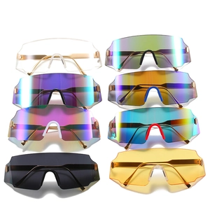 Outdoor cycling sports sunglasses with oversized frames in eight diverse color options