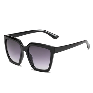 Occhiali Da Sole Quadrati Retro Grande Montatura In PC Lenti Sfumate AC Protezione UV400 Occhiali Vintage Per Donna Uomo
