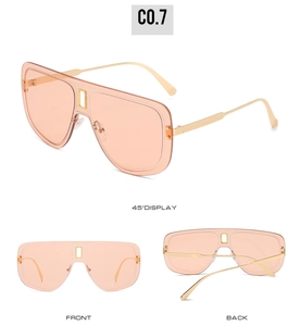 Vues détaillées multi-angles de lunettes de soleil masque avec verres roses et monture dorée