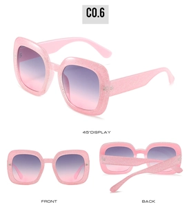 Drei-Ansichten-Detail der Oversized-Glitzer-Sonnenbrille in Pink mit Verlaufslinsen
