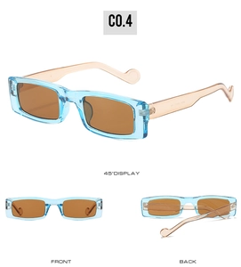 Rechteckige Sonnenbrille mit hellblauem Rahmen und Wellenbügeln aus drei Winkeln