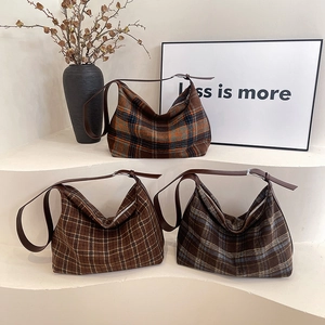 Vintage Plaid Large Capacity Hobo Bag Woolen Fabric Tote With Adjustable PU Leather Strap For Women Casual Daily Commute