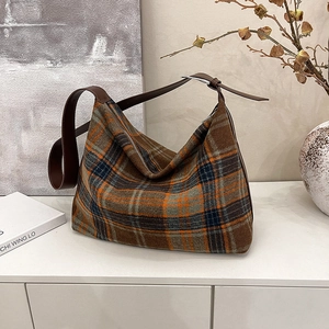 Retro plaid hobo bag with brown leather strap and large capacity for daily commute