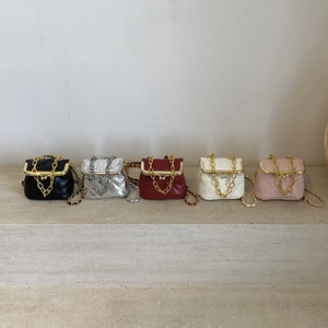 Mini Crossbody Bag Quilted PU Leather Kiss Lock Vintage Style Metal Chain Strap Women Fashion Small Purse