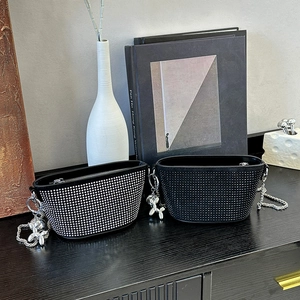 Borsa A Spalla Con Strass Pelle PU Luccicante Catena Tracolla Sera Moda Borsa A Mano Con Ciondolo Cucciolo Donne