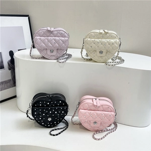 Sac À Bandoulière En Forme De Cœur Strass Matelassé Cuir PU Chaîne Boucle Camélia Sac Élégant Pour Femme