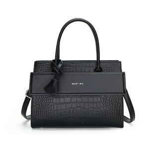 Retro black large capacity handbag with crocodile pattern and adjustable shoulder strap