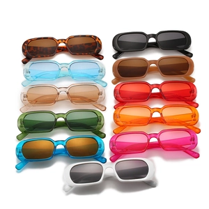 Multiple colors of retro oval sunglasses in trendy jelly frames for high fashion style