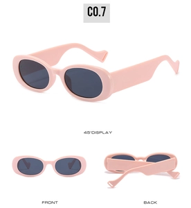 Vue sous trois angles de lunettes de soleil ovales roses avec branches larges