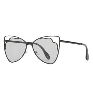 Fashion Cat Eye Sunglasses For Women Metal Frame Hollow Wave Design UV400 Protection Oversized Trendy Sun Glasses