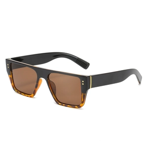 Square Sunglasses Flat Top PC Frame UV400 Protection Fashion Streetwear Women Metal Stud Rivet Retro Trendy