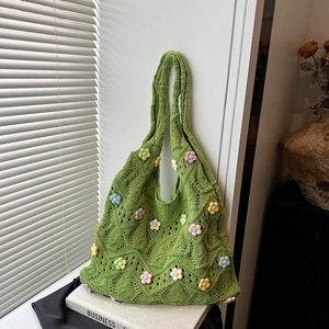 Sac fourre-tout en tricot vert avec fleurs 3D et motif ondulé pour femmes stylées