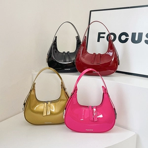 Sac Sous Le Bras Hobo Femme En Cuir PU Verni Brillant Forme Croissant Imprimé Lettres Mode Sac À Main Rétro