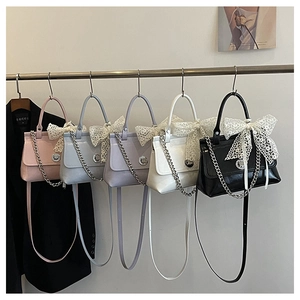 Sac À Main Doux En Cuir PU Avec Grand Nœud En Dentelle Chaîne Argentée Bandoulière Réglable Sac Rétro Pour Femmes