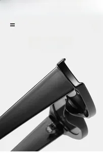 Detail eines ultraleichten hochelastischen schwarzen Sonnenbrillenrahmens mit Glanzfinish