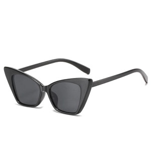 Retro Cat Eye Sunglasses UV400 Protection Small Frame Square Eyewear Vintage Fashion Outdoor Sun Glasses Women