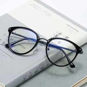 Classic black TR90 anti-blue light glasses with a cat-eye frame for men and women