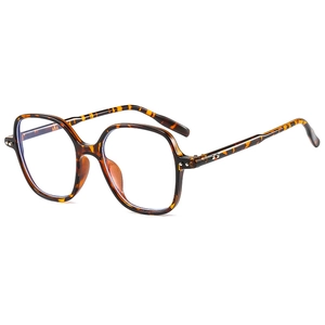 Retro tortoise shell anti-blue light glasses with large frame and metal rivets