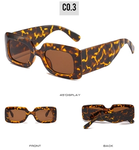Vues multiples de lunettes de soleil carrées en écaille montrant l'avant et l'arrière