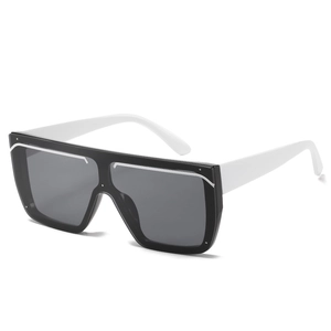 Oversized Square Flat Top Sunglasses PC Frame UV400 Protection Fashion Gradient Lens For Women Travel Shield Shades