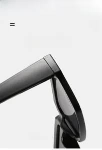 Gros plan détaillé de la charnière légère et super élastique de ces lunettes de soleil