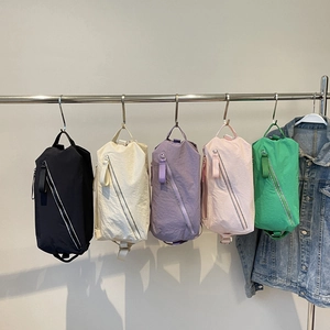 Women Large Capacity Nylon Crossbody Bag Minimalist Multi Functional Shoulder Chest Bag With Diagonal Zipper For Travel Fitness