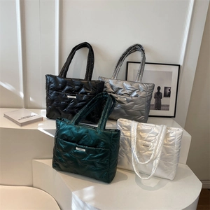 Large Capacity Quilted Puffer Tote Bag For Women Shiny Padded Shoulder Bag Casual Commute Handbag Solid Color Fashion Winter
