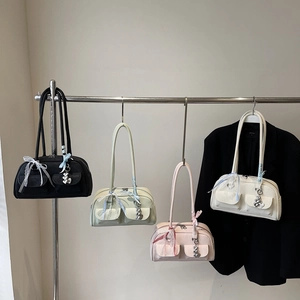 Women Boston Shoulder Bag PU Leather Bow Heart Pendant Double Pockets Fashion Sweet Y2K Style Casual Handbag
