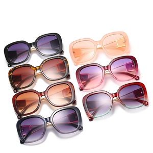 Oversized square sunglasses set for women in various gradient lens colors and chic frames