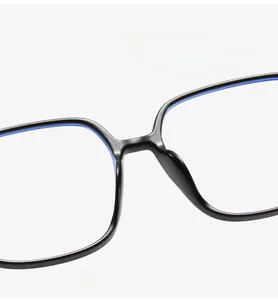 Detail of comfortable integrated nose pads on black square anti-blue light glasses