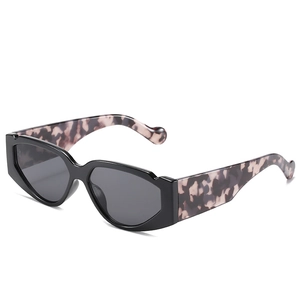Occhiali Da Sole Geometrici Occhi Di Gatto Protezione UV400 Montatura PC Lenti AC Retro Motivo Tartarugato Per Donne