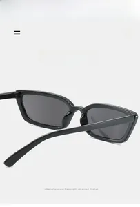 Détails de la monture de lunettes en métal léger aux propriétés super élastiques