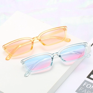 Lunettes de soleil rétro à monture carrée étroite en orange et dégradé bleu-rose