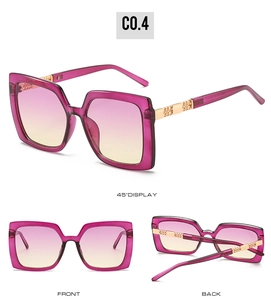 Detaillierte Mehrwinkel-Ansicht der eckigen Sonnenbrille mit pinkfarbenem Rahmen und Kette
