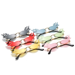 Lunettes de soleil sans monture en forme de flamme, six couleurs et métal doré